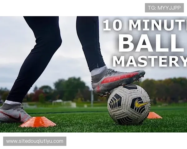 全面解析斗球体育PC版的操作技巧与玩法策略,助你轻松成为足球高手